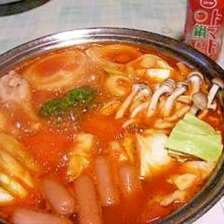 市販のトマト鍋の素と鶏手羽元で美味しいトマト鍋♪